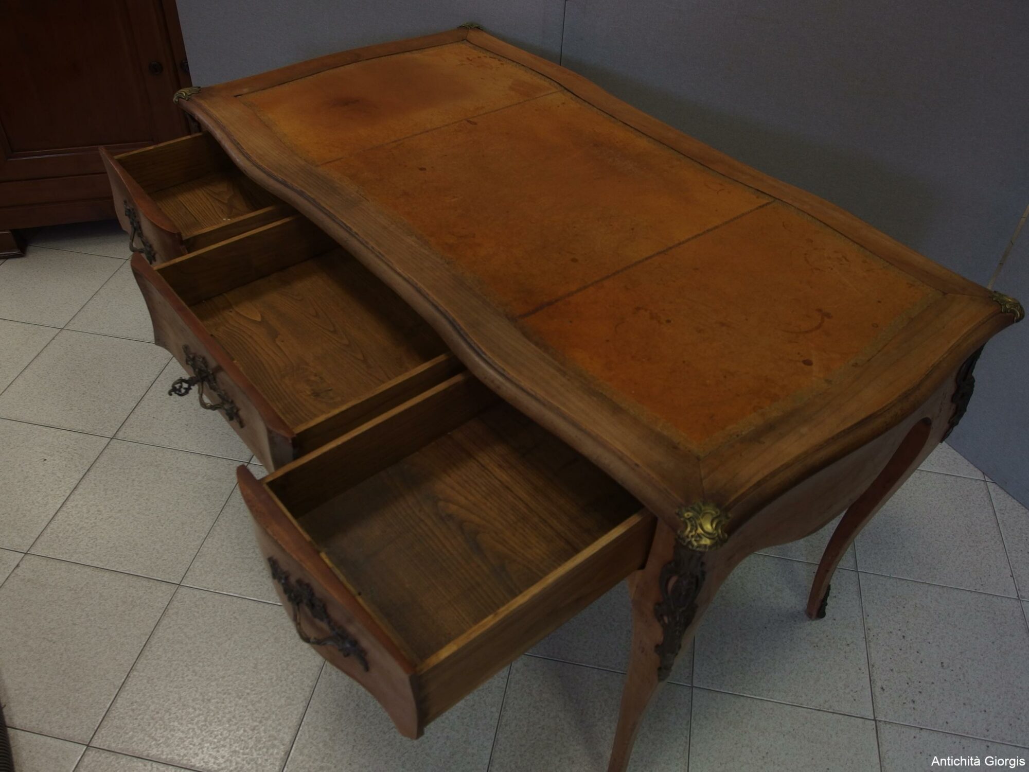 SCRIVANIA DIPLOMATICA STILE NAPOLEONE III IN CILIEGIO FINE 800 - immagine 5