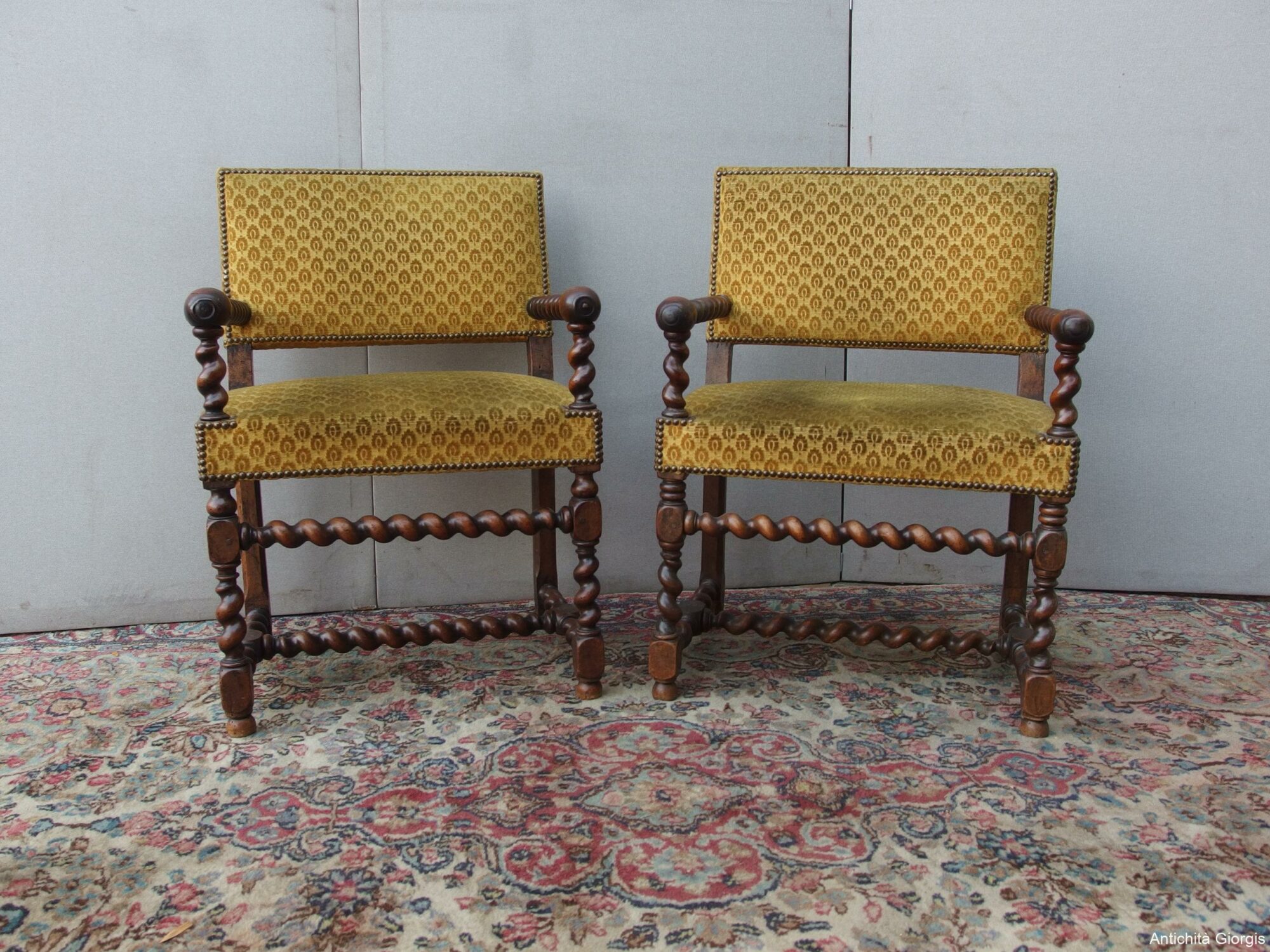 COPPIA DI POLTRONE A ROCCHETTO EPOCA 700