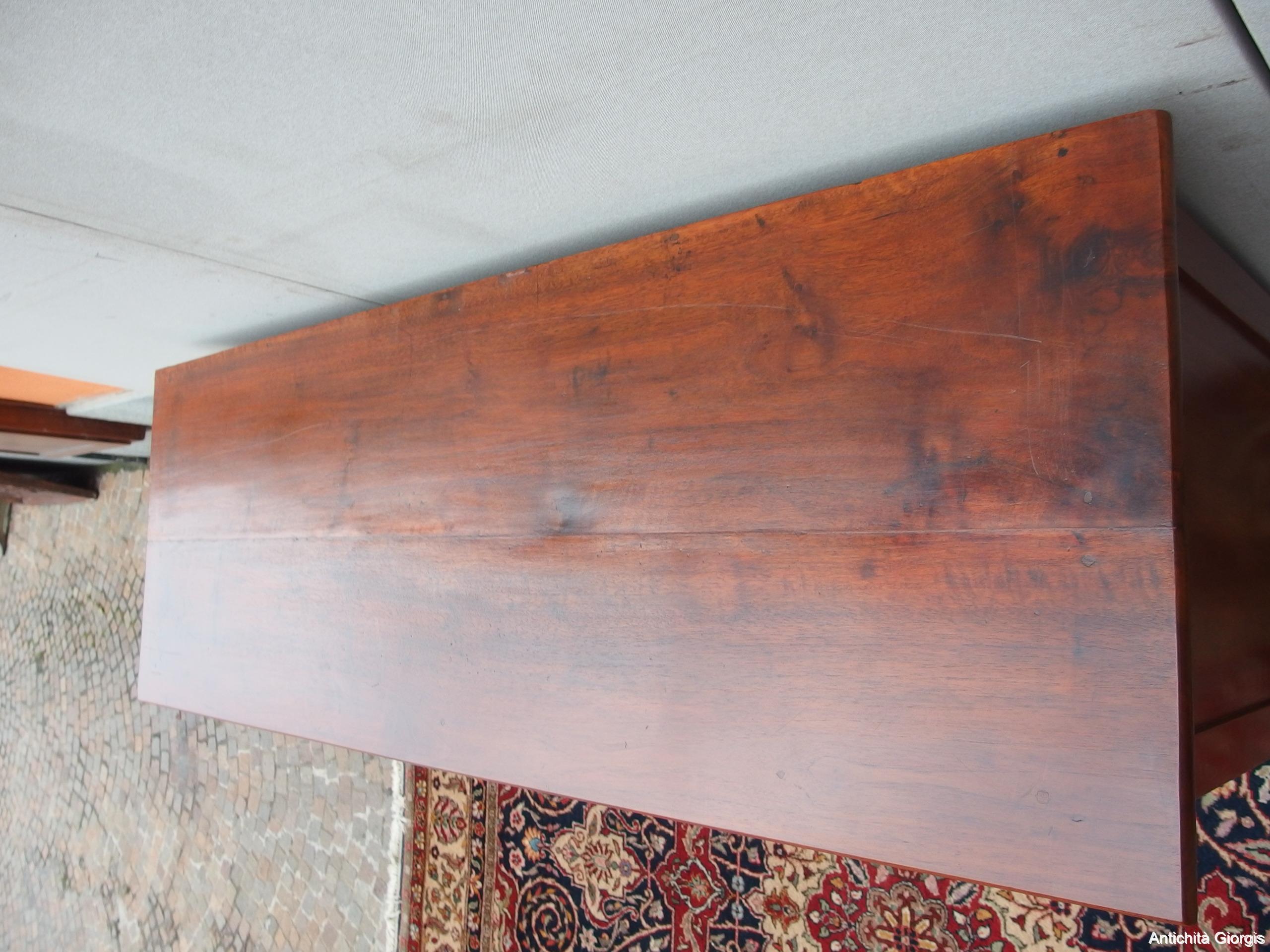 CREDENZA IN NOCE A TRE CASSETTI E DUE PORTE EPOCA 800 RESTAURATA - immagine 7