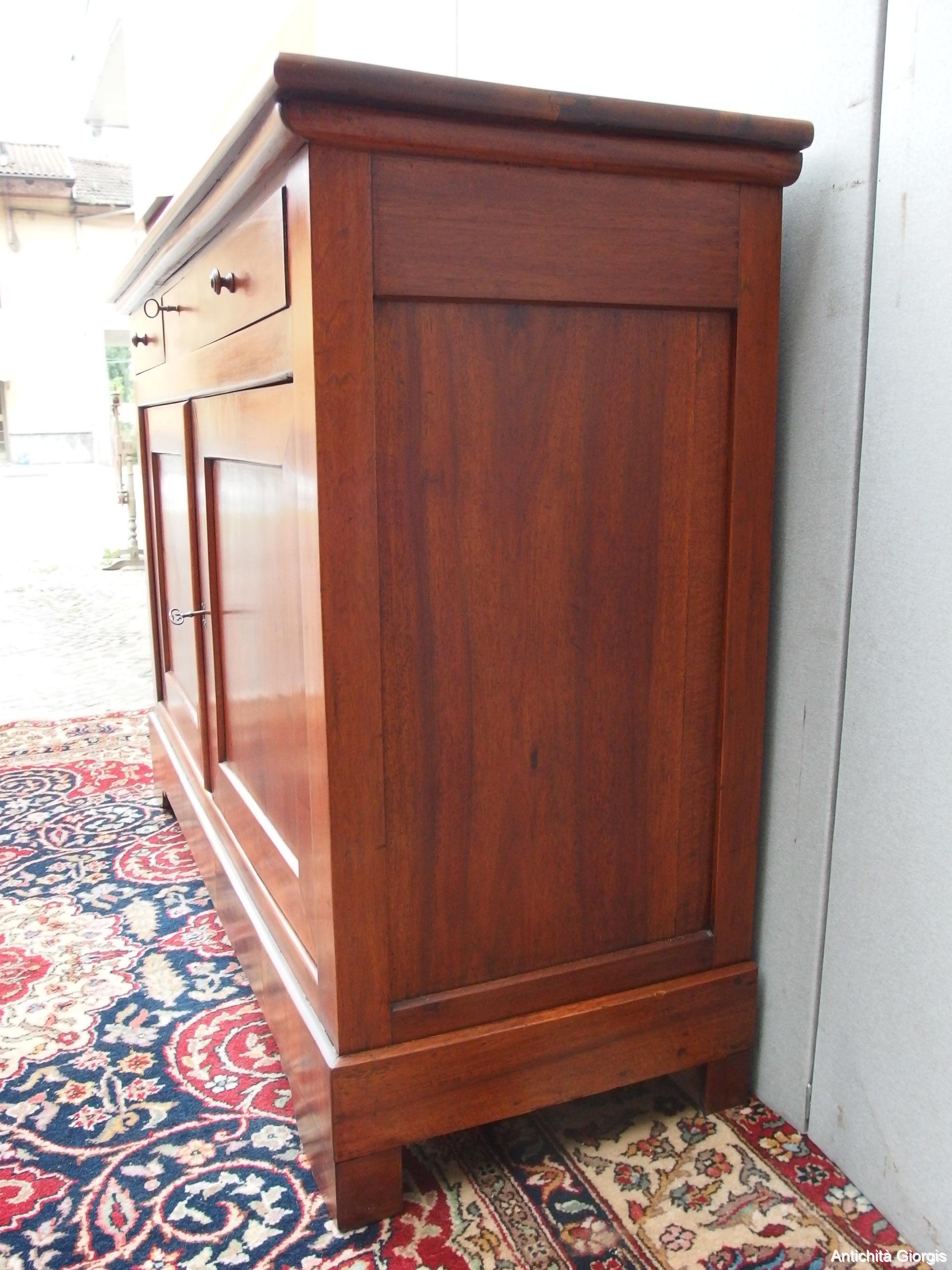 CREDENZA IN NOCE A TRE CASSETTI E DUE PORTE EPOCA 800 RESTAURATA - immagine 8