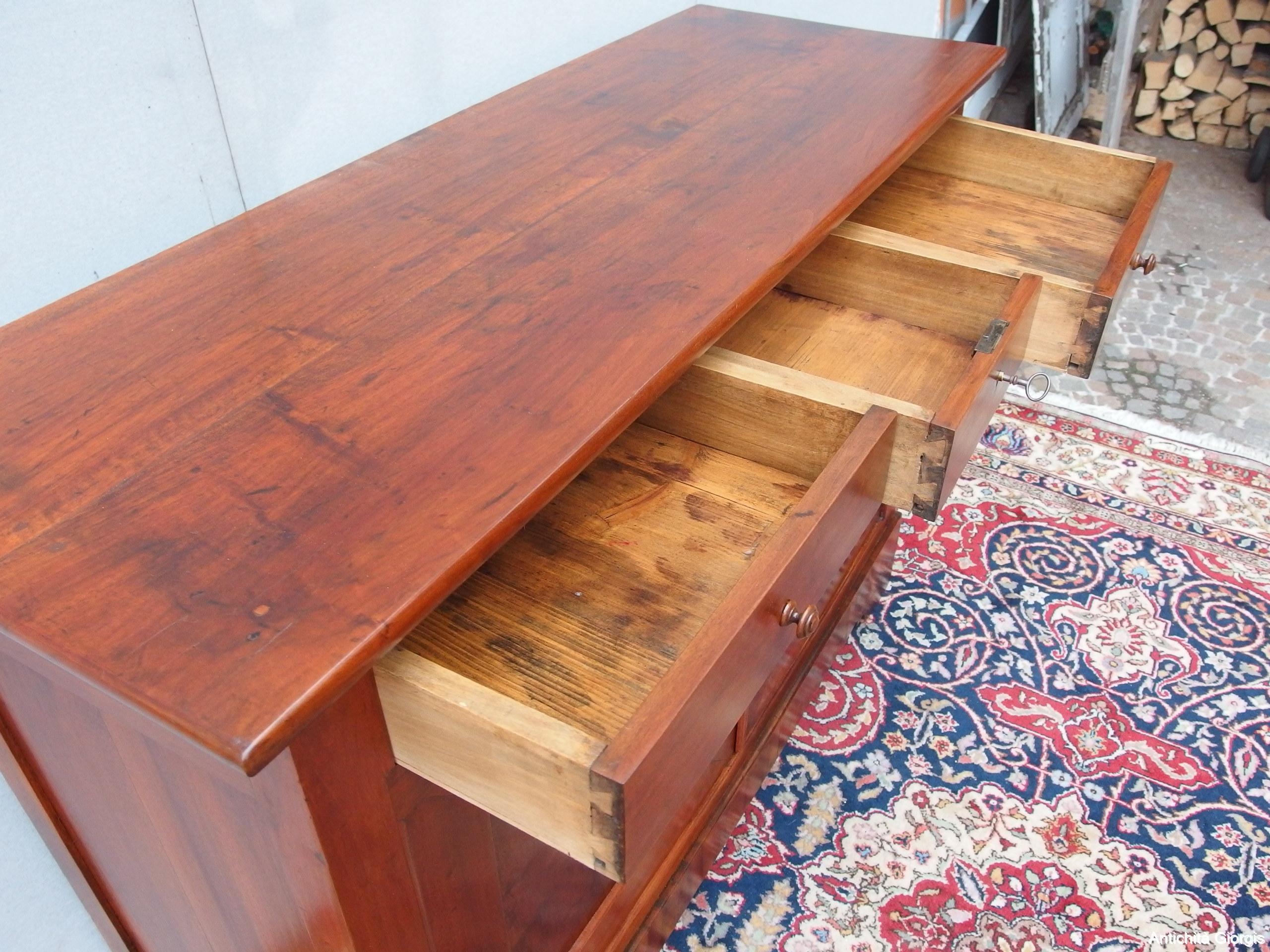 CREDENZA IN NOCE A TRE CASSETTI E DUE PORTE EPOCA 800 RESTAURATA - immagine 9