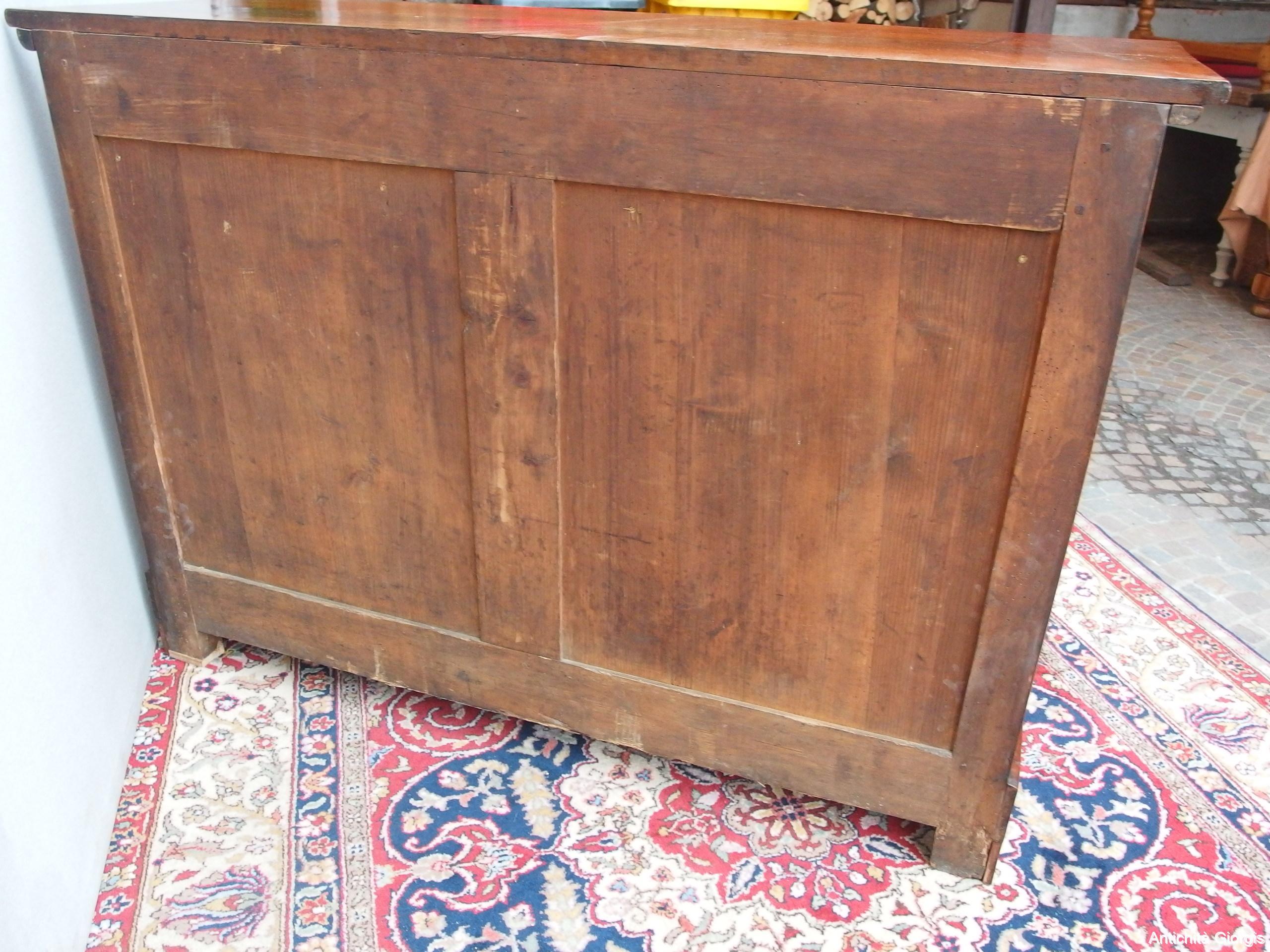 CREDENZA IN NOCE A TRE CASSETTI E DUE PORTE EPOCA 800 RESTAURATA - immagine 17
