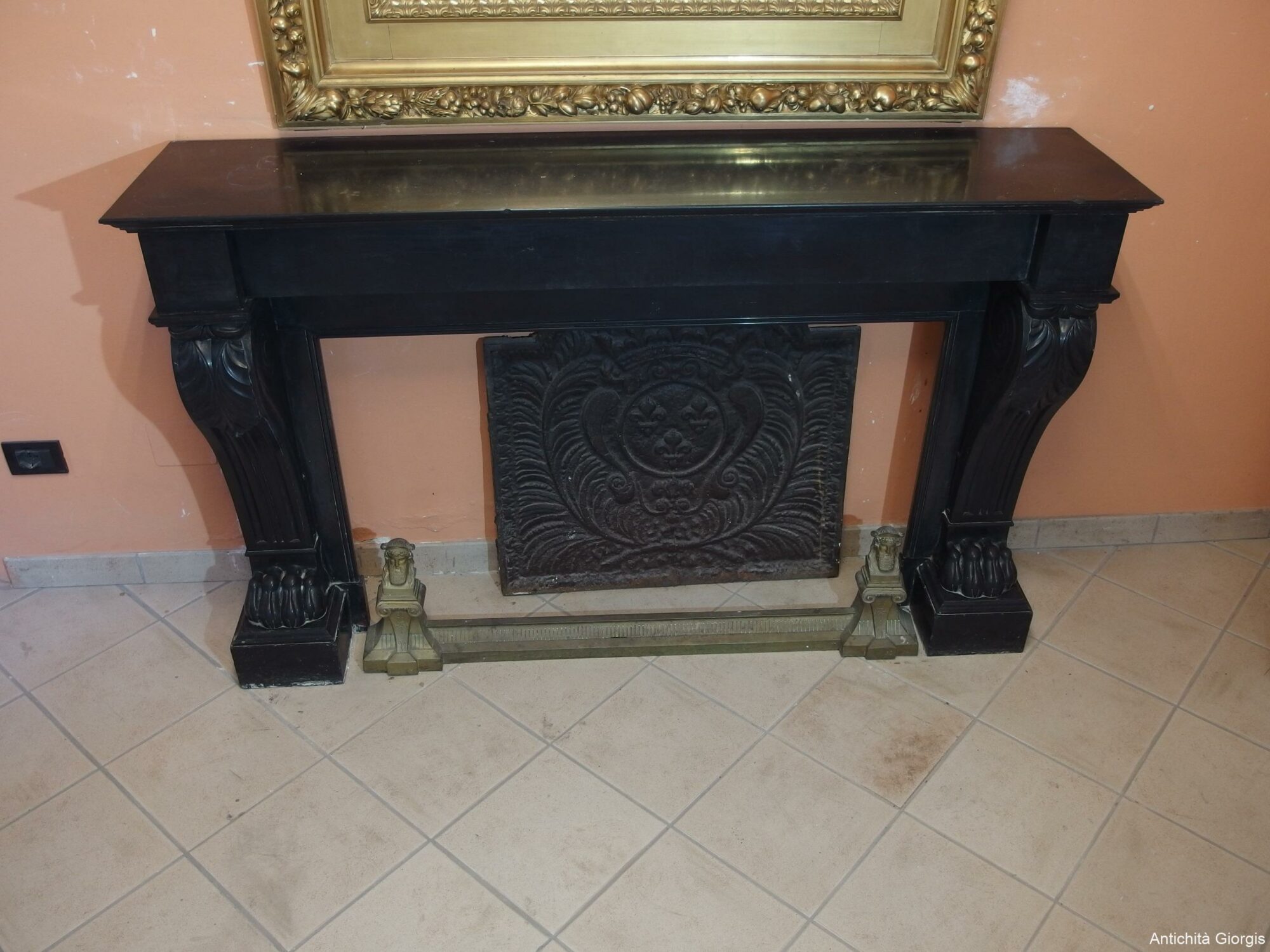 CAMINO NERO A ZAMPE DI LEONE STILE CARLO X L 167 P 39 H 103 - immagine 2