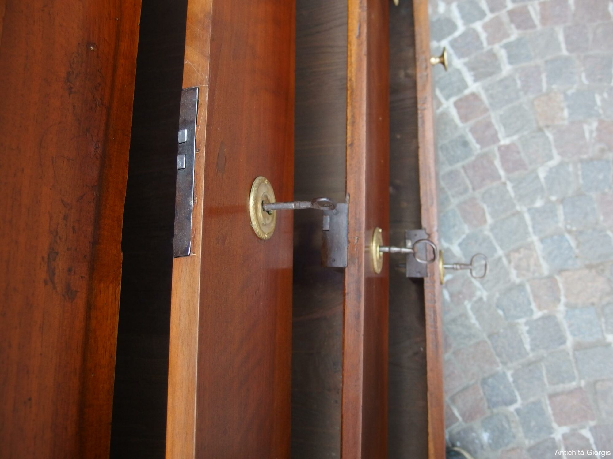 CASSETTONE IN NOCE STILE IMPERO 800 restaurato - immagine 9