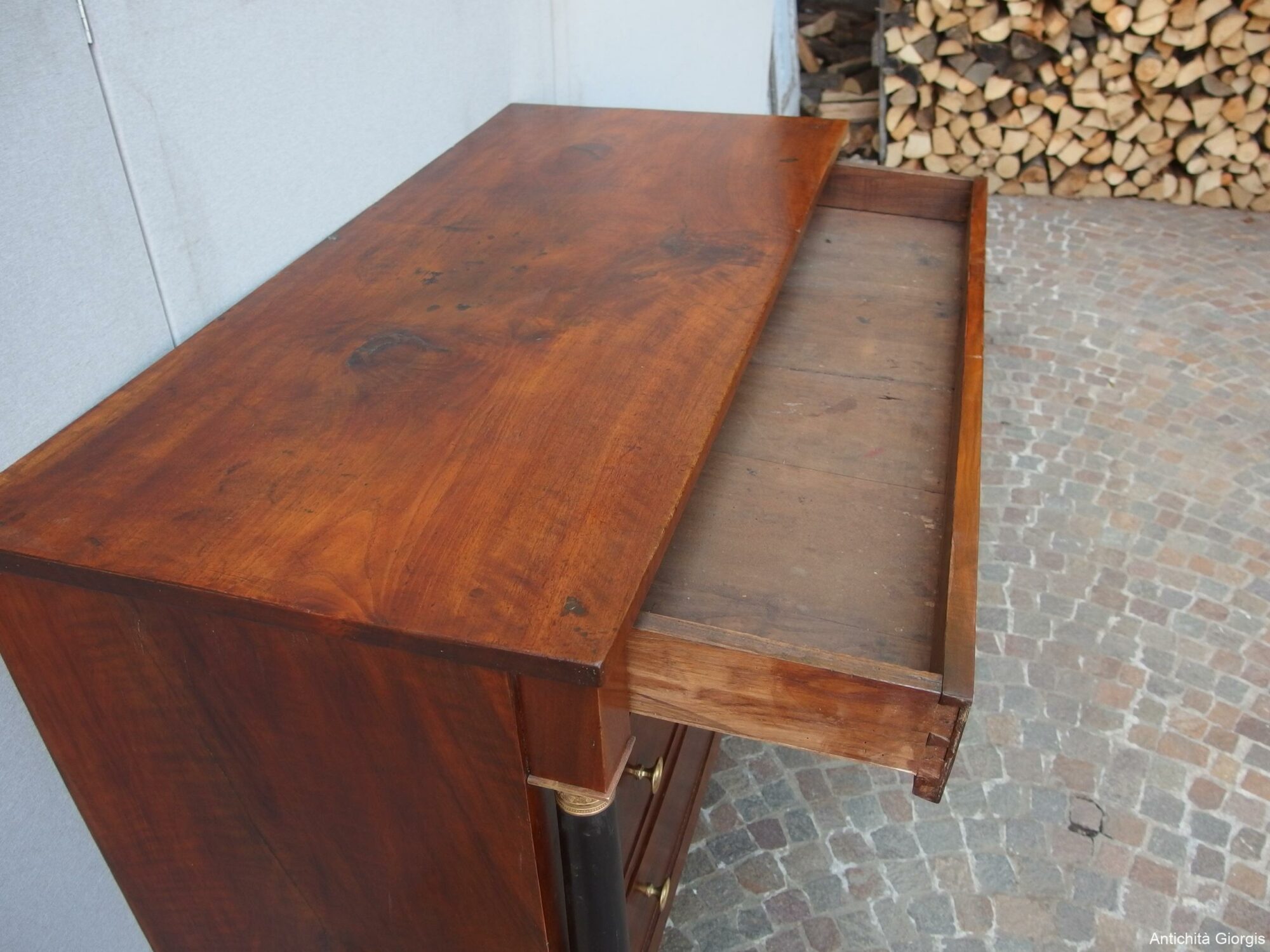 CASSETTONE IN NOCE STILE IMPERO 800 restaurato - immagine 10