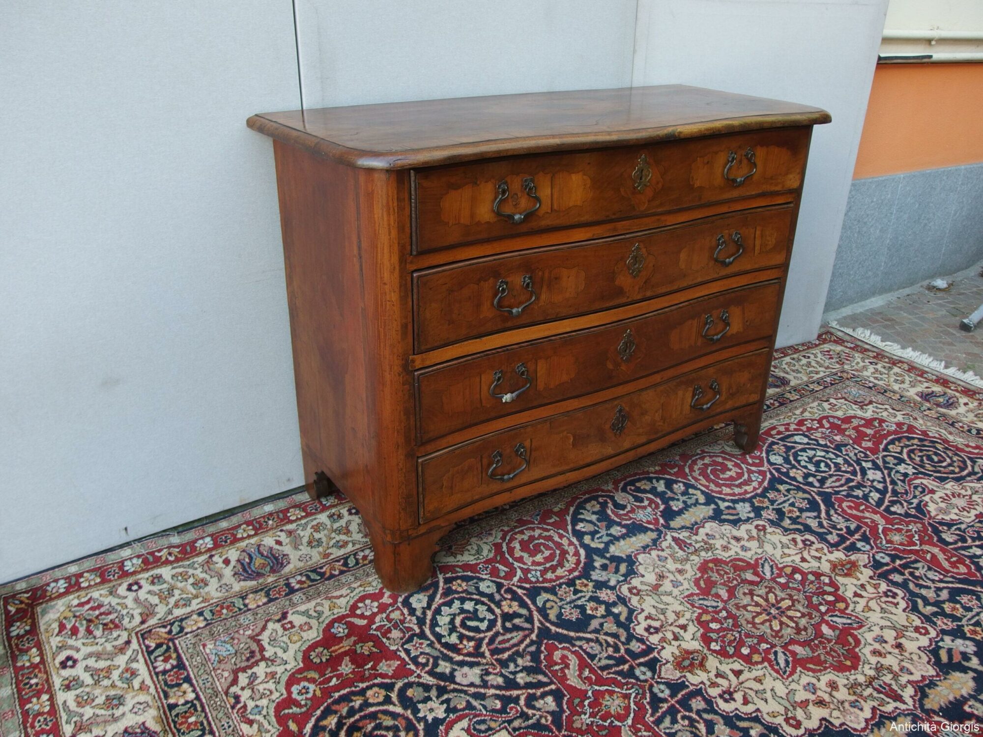 CASSETTONE PIEMONTESE IN NOCE A FORMELLE EPOCA 700 - immagine 3