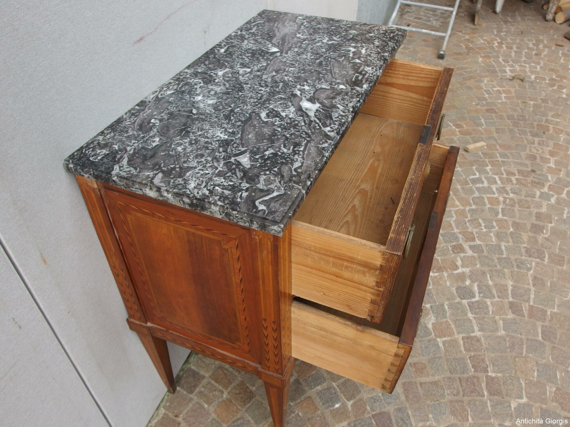 PICCOLO CASSETTONE STILE LUIGI XVI LASTRONATO EPOCA PRIMI 800 RESTAURATO cm L81xP41xH101 - immagine 8