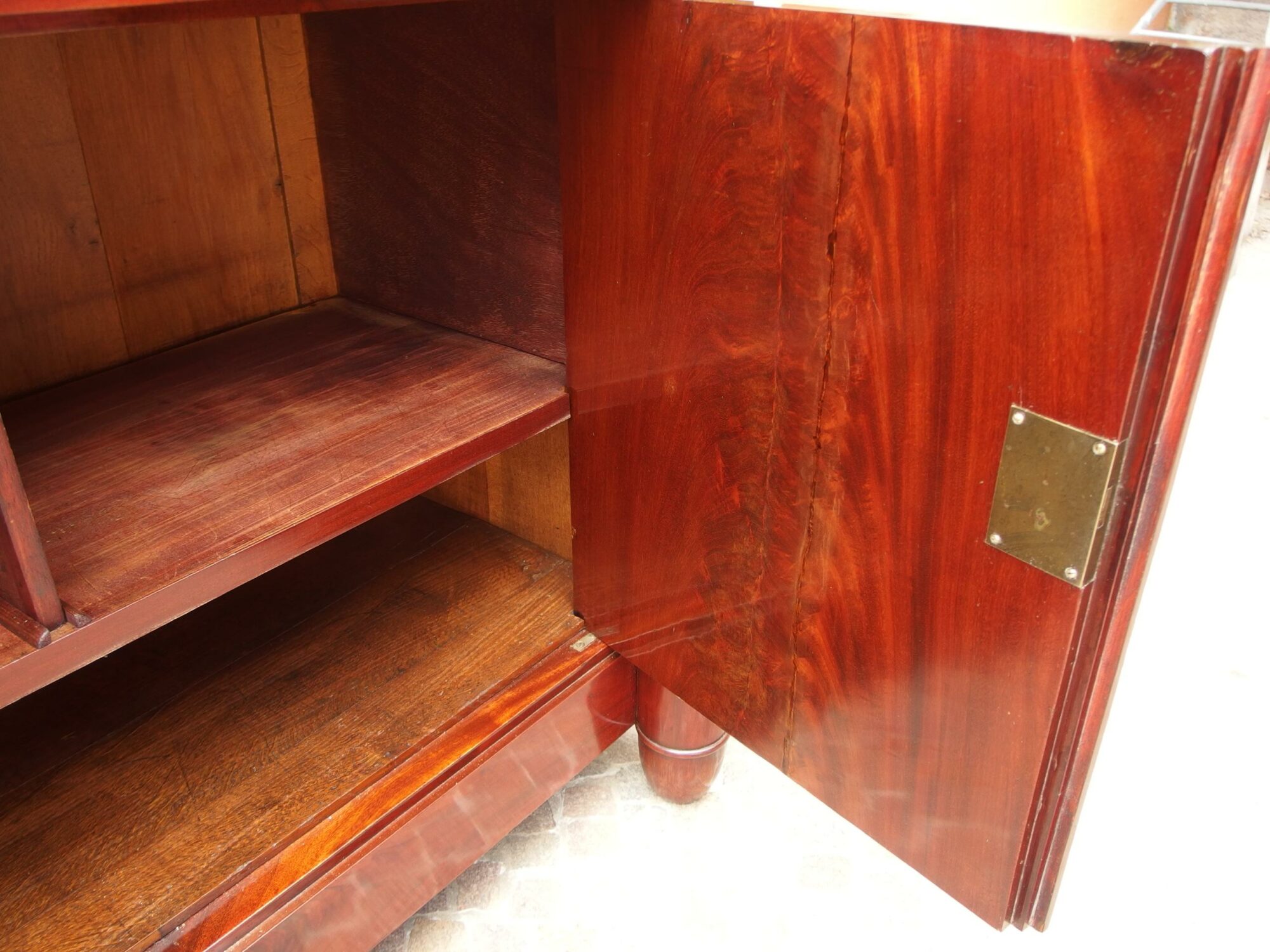CREDENZA IN STILE IMPERO COLONNE PIENE IN PIUMA DI MOGANO RETAURATA FRANCIA - immagine 12