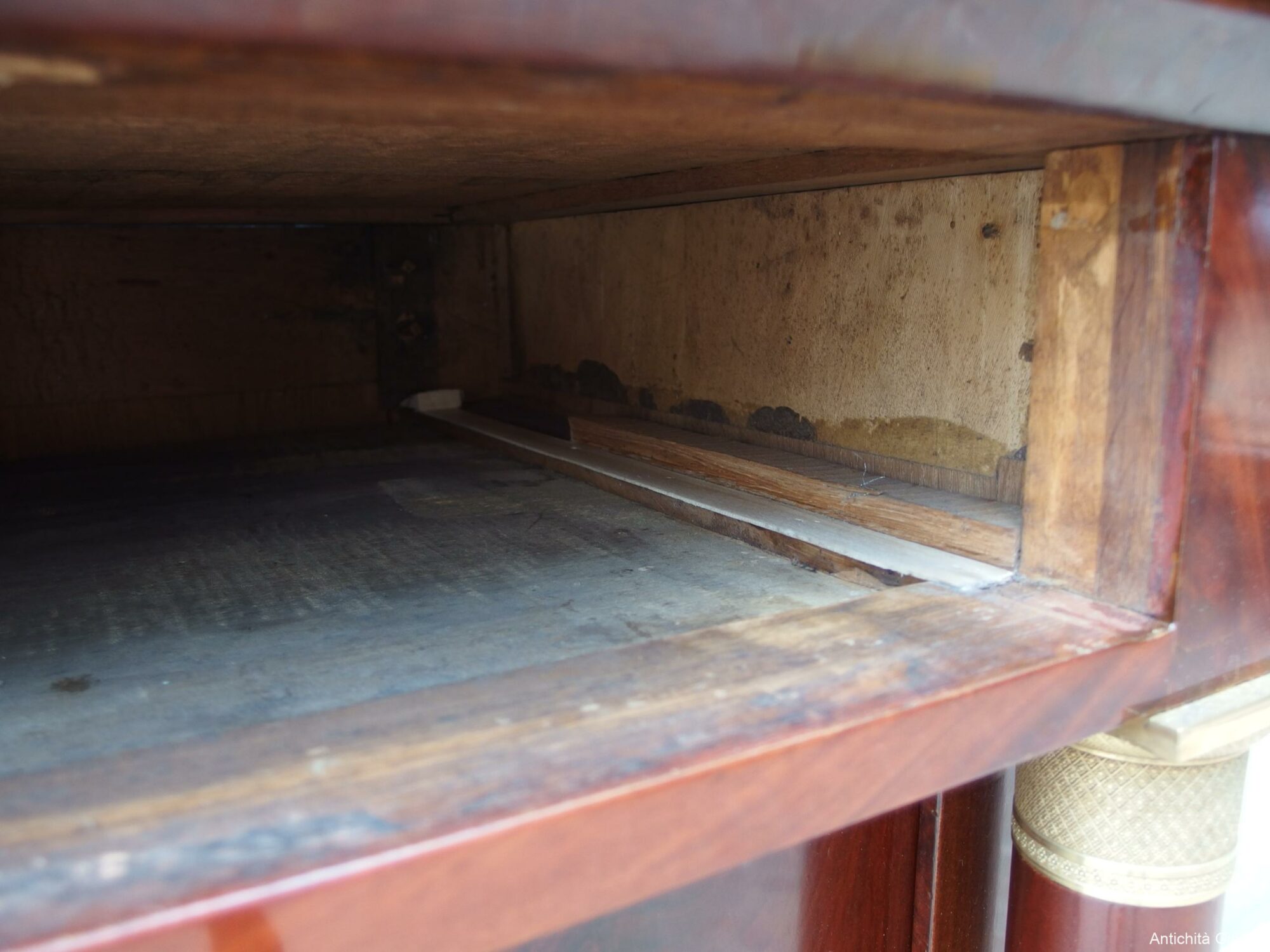 CREDENZA IN STILE IMPERO COLONNE PIENE IN PIUMA DI MOGANO RETAURATA FRANCIA - immagine 13