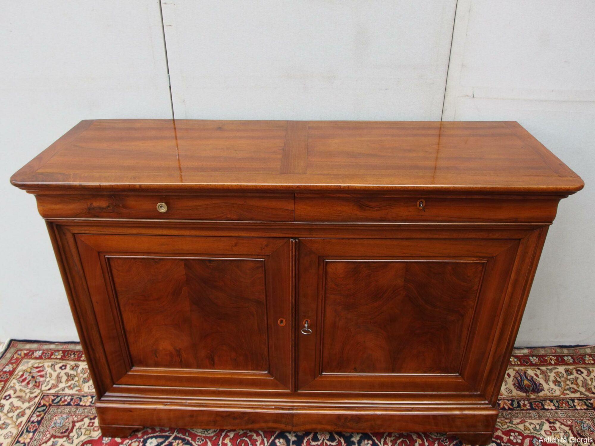 GRANDE CREDENZA A DUE PORTE IN NOCE CAPUCCINO RESTAURATA EPOCA 800 RESTAURATA - immagine 14