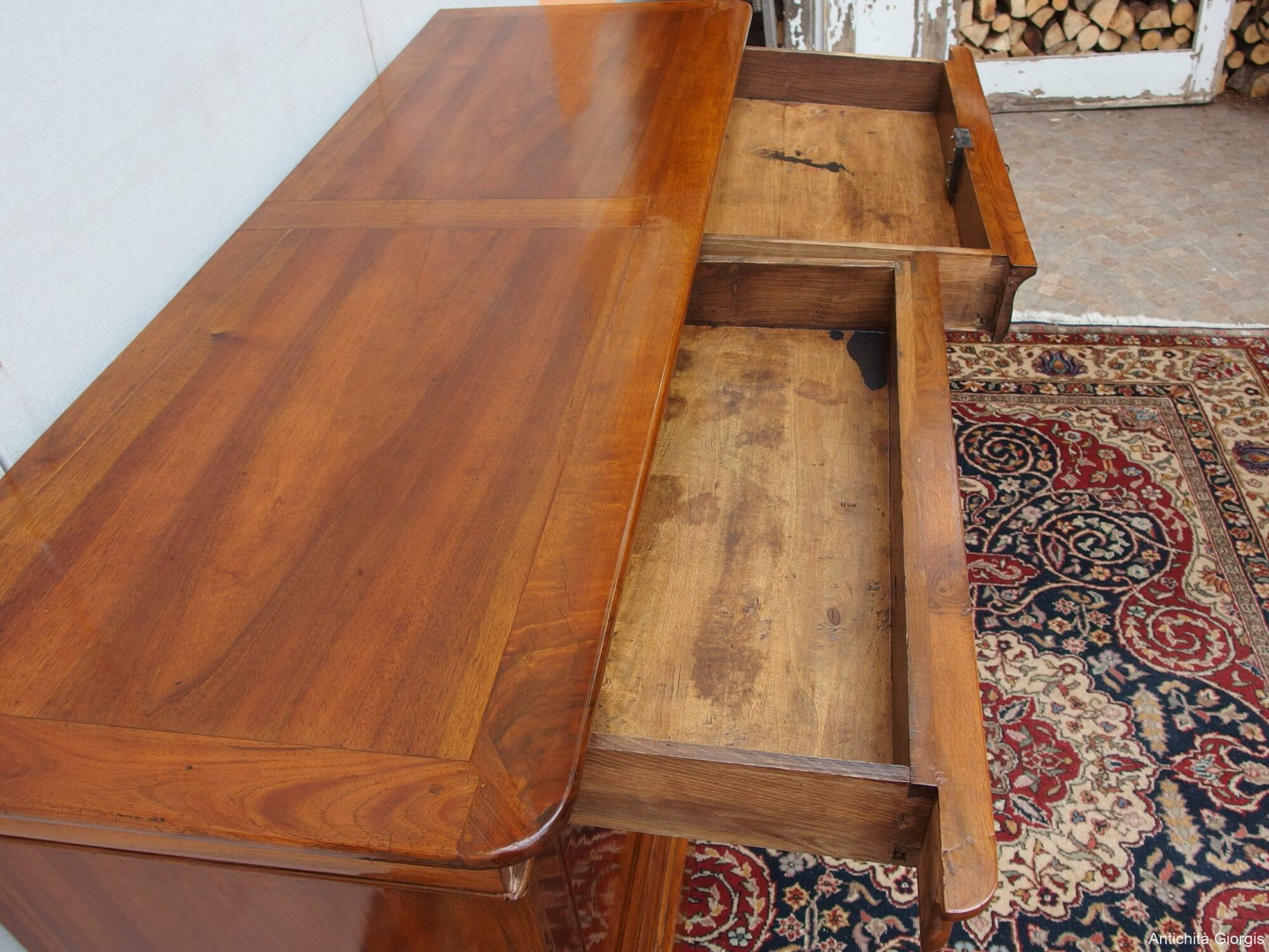 GRANDE CREDENZA A DUE PORTE IN NOCE CAPUCCINO RESTAURATA EPOCA 800 RESTAURATA - immagine 15