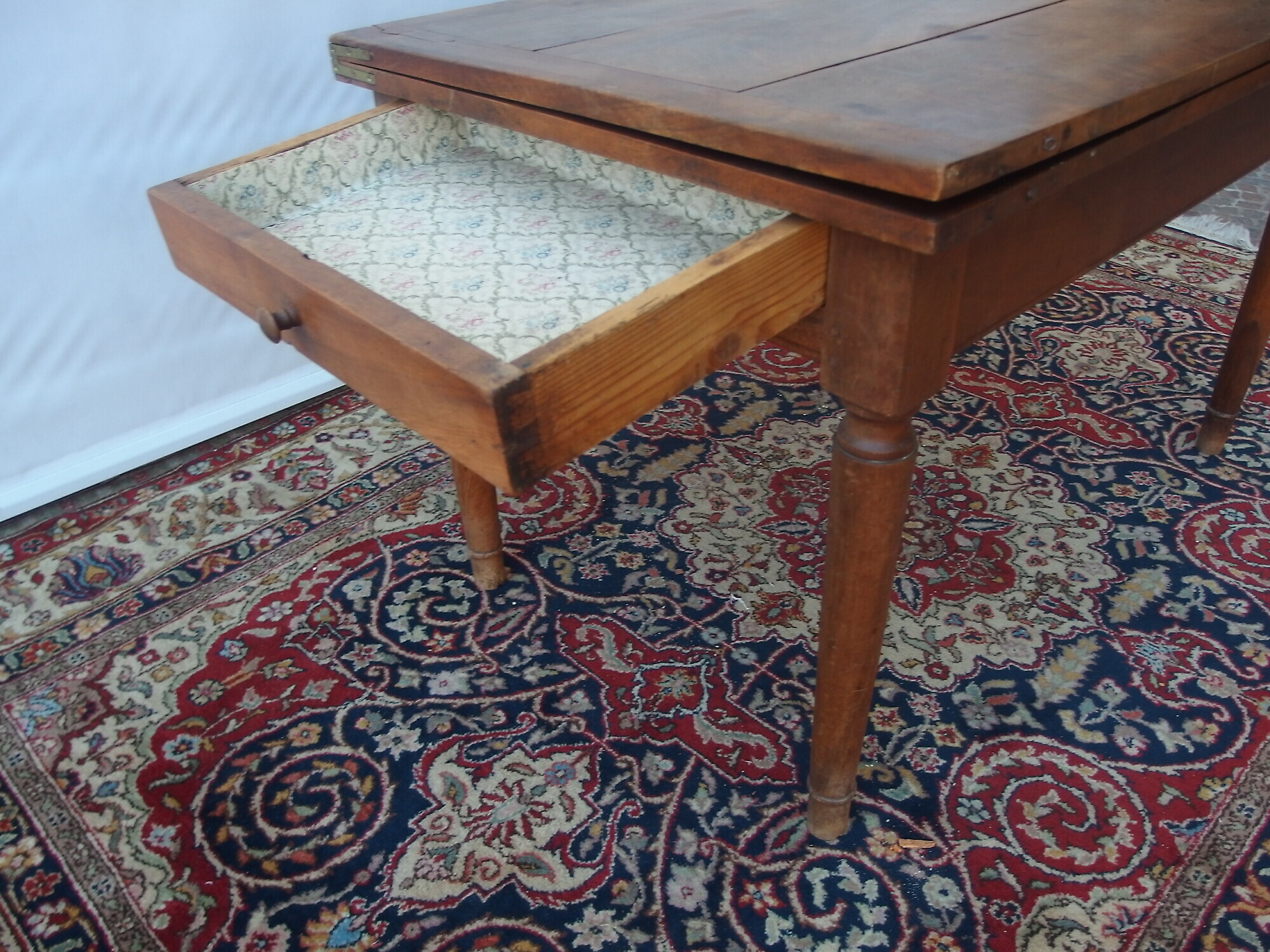 TAVOLO A LIBRO IN NOCE STILE DIRETTORIO EPOCA 800