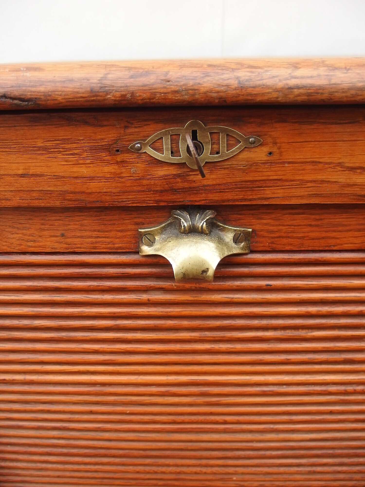 SERRANDINA IN ROVERE DA UFFICIO