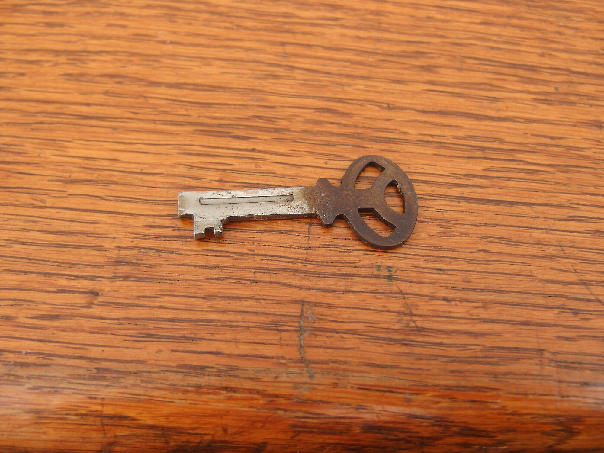 SERRANDINA IN ROVERE DA UFFICIO