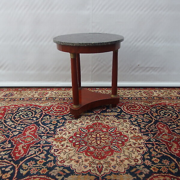 TAVOLINO IN MOGANO CON COLONNE STILE IMPERO EPOCA 900