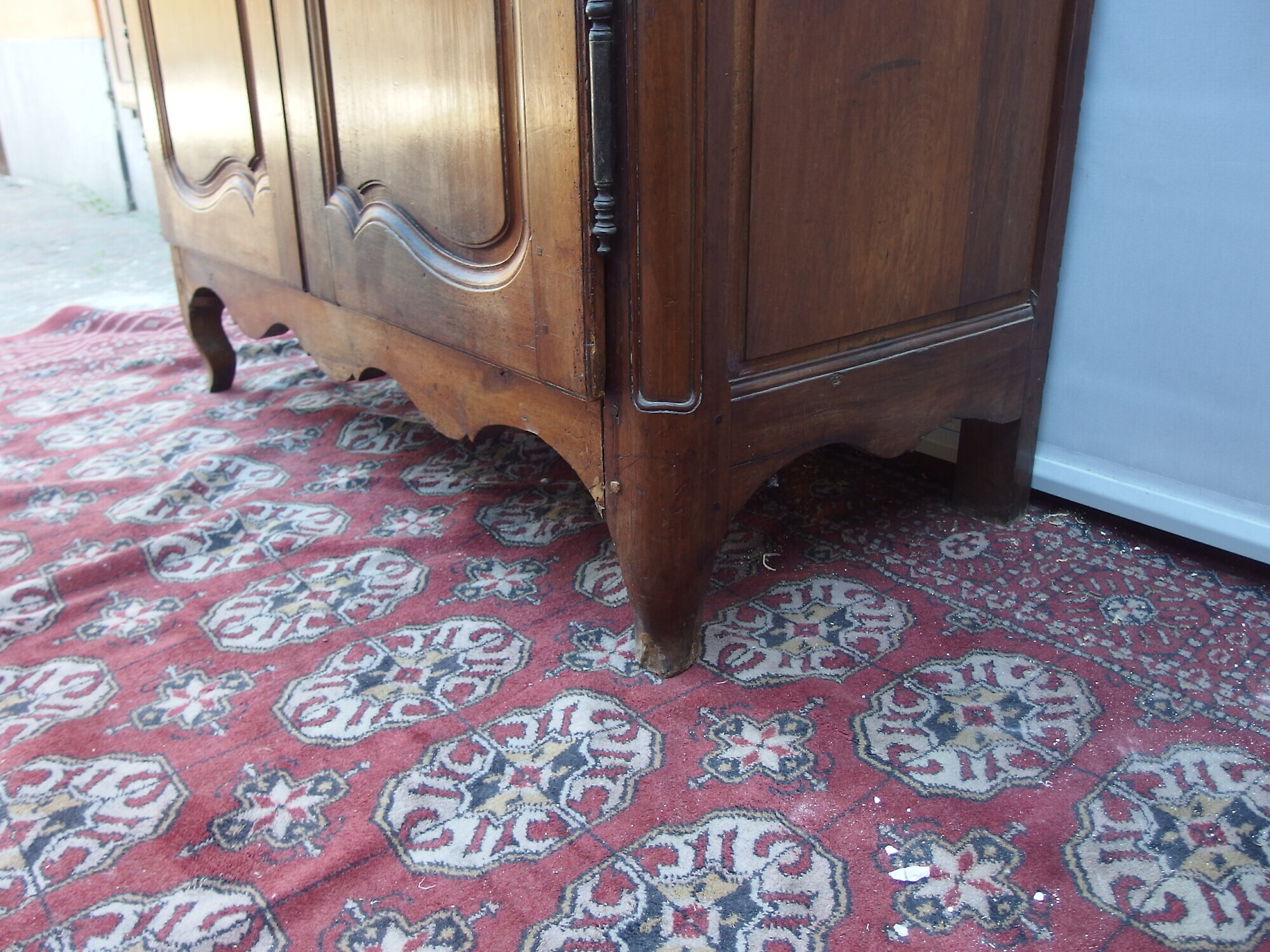 ARMADIO A DUE PORTE IN NOCE STILE PROVE