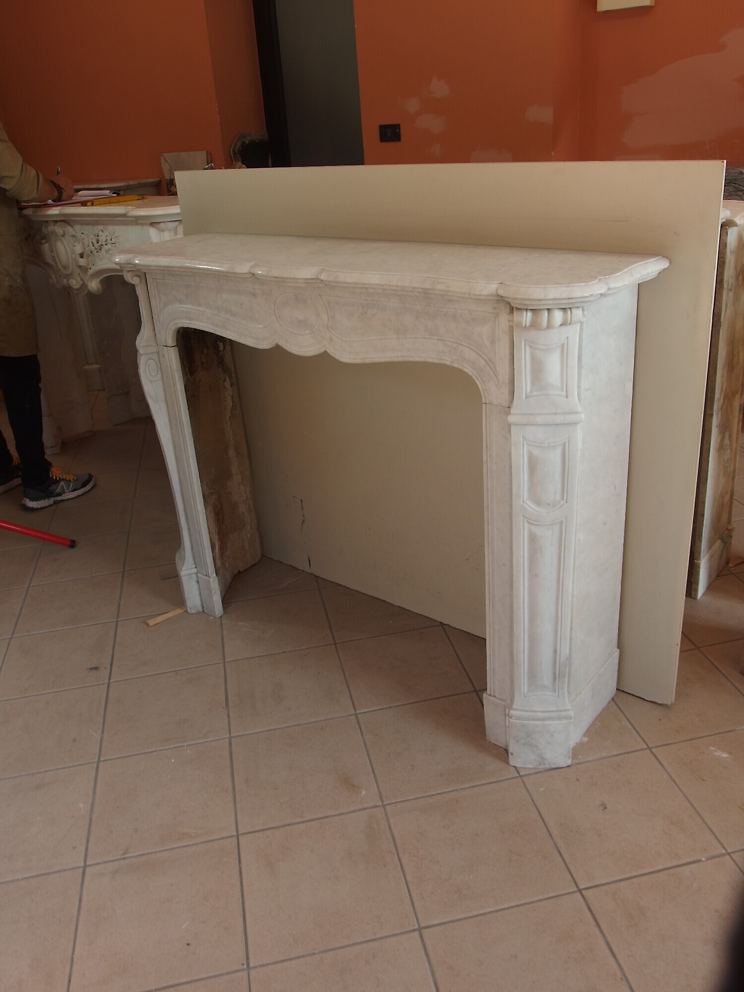 CORNICE DA CAMINO MARMO DI CARRARA EPOCA META' 800 POMPADOUR FRANCIA