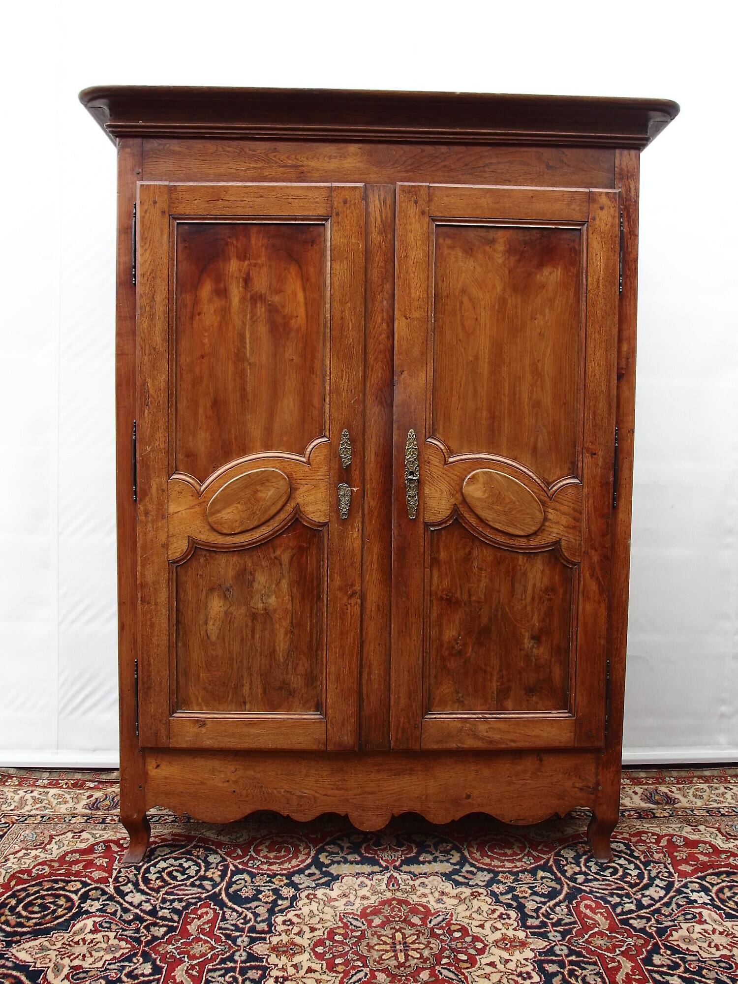 ARMADIO A DUE PORTE PROVENZALE EPOCA 800